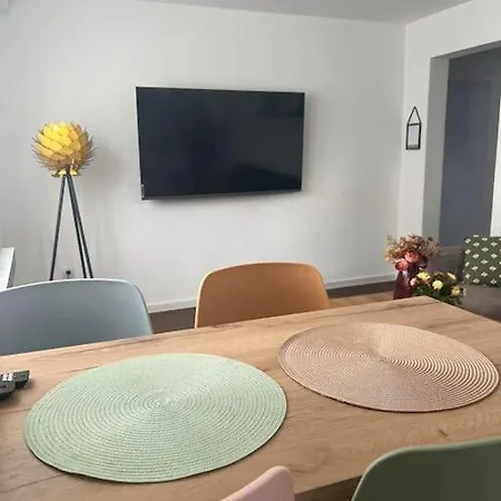 Spacious 2-bedroom In The Old Town Apartment
