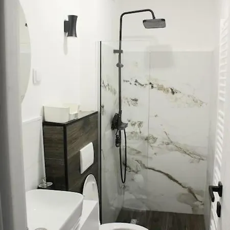 Spacious 2-bedroom In The Old Town 사라예보