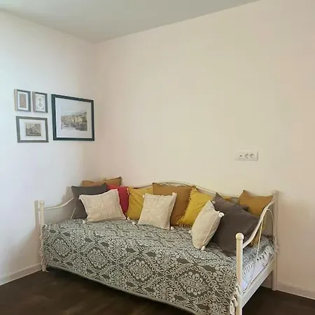 Spacious 2-bedroom In The Old Town 아파트 사라예보